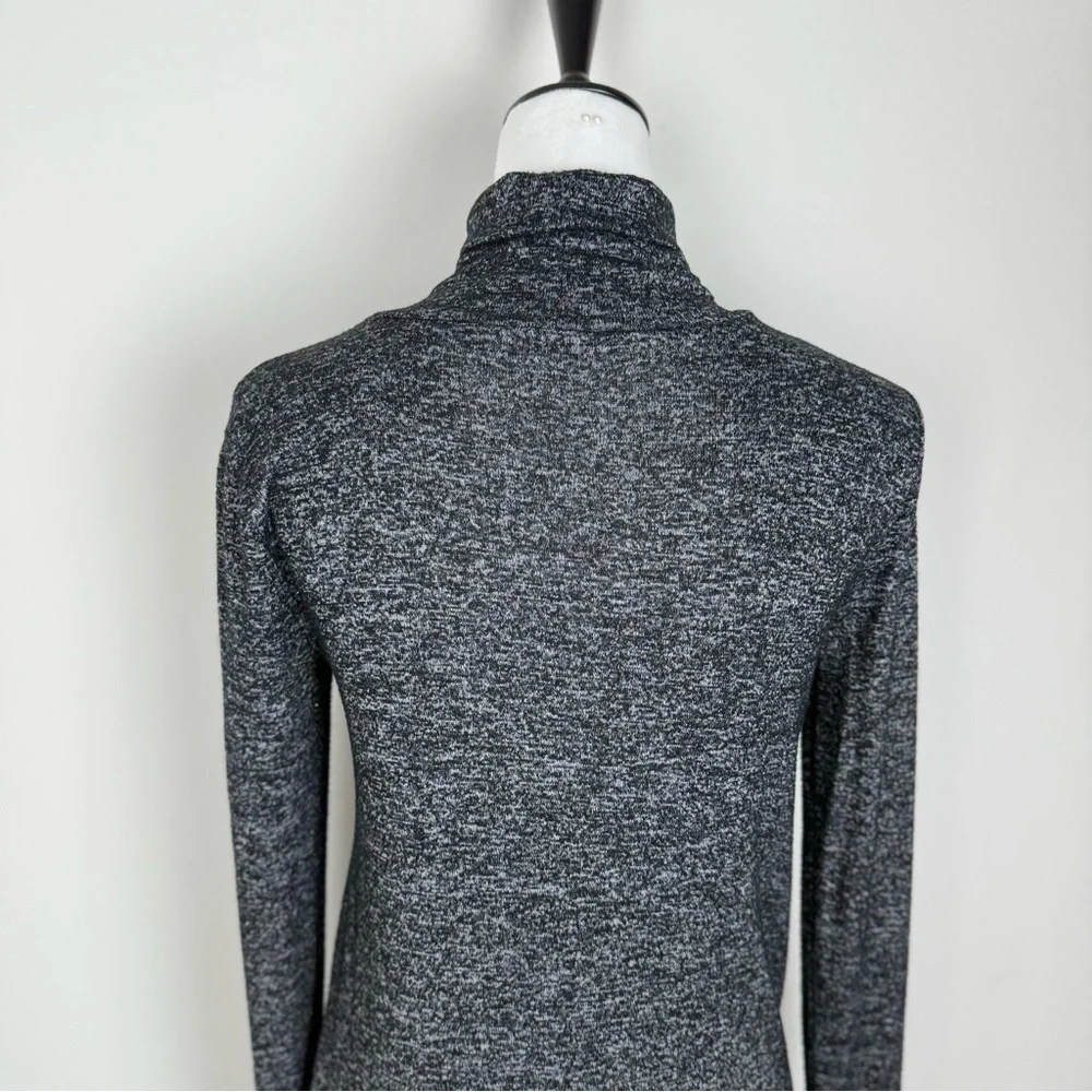 J. Crew Women's Black Turtleneck Sweater Size‎ S